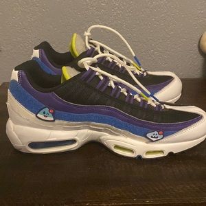 Nike air max 95 (kaomoji)